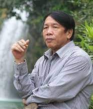 Nhà văn Khuất Quang Thụy